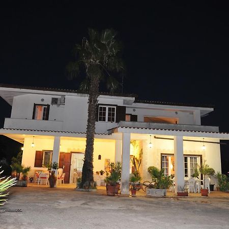Villa Mado Ceglie Messapica Exterior foto